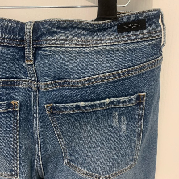 Jeans - Picture 4 of 5